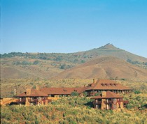 Straddling the rim of the Rift Valley, at an altitude of 2,100m, the Great Rift Valley Lodge and Golf Resort looks out over this extraordinary natural fissure that cuts through 2 continents. Built around an 18-hole golf course, the lodge boasts panoramic views.

The 12 twin and 9
