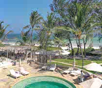 An elegant resort on Watamu’s beachfront, Kobe Suites has a selection of accommodation options, two swimming pools and an attractive beach restaurant.

The 23 en-suite rooms are made up of 10 standard rooms, 5 ocean view rooms, and 8 deluxe rooms suitable for families. The rooms have whitewashed